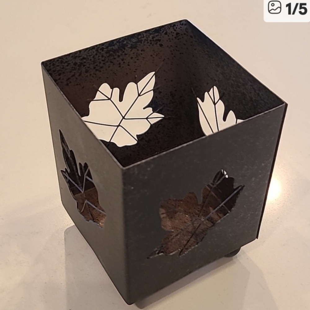 Pier 1 Pumpkin and Leaf Decor Set - Orange and Black - Picture 4 of 5